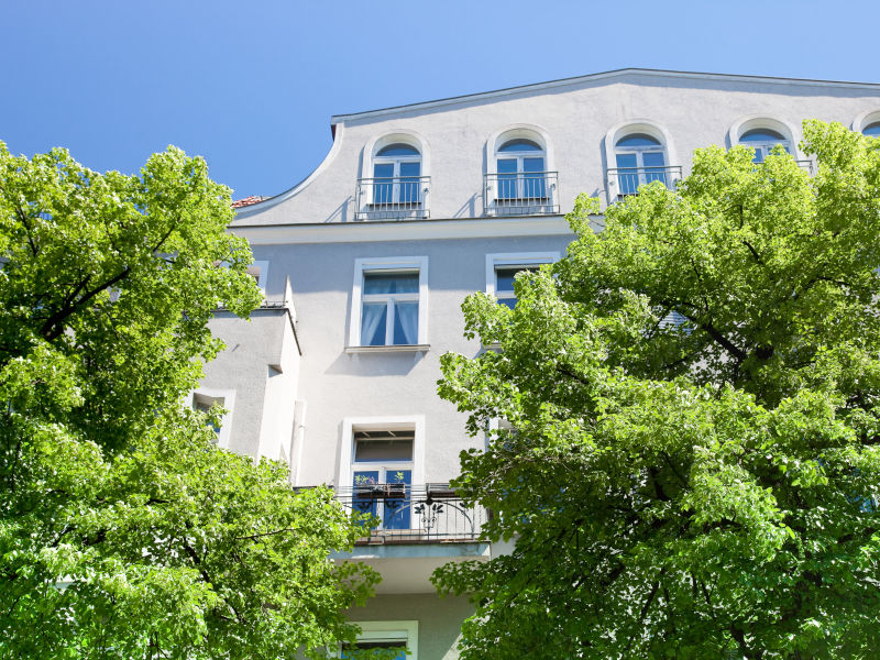 Fassade eines Stadthauses als Sinnbild für Restnutzungsdauer